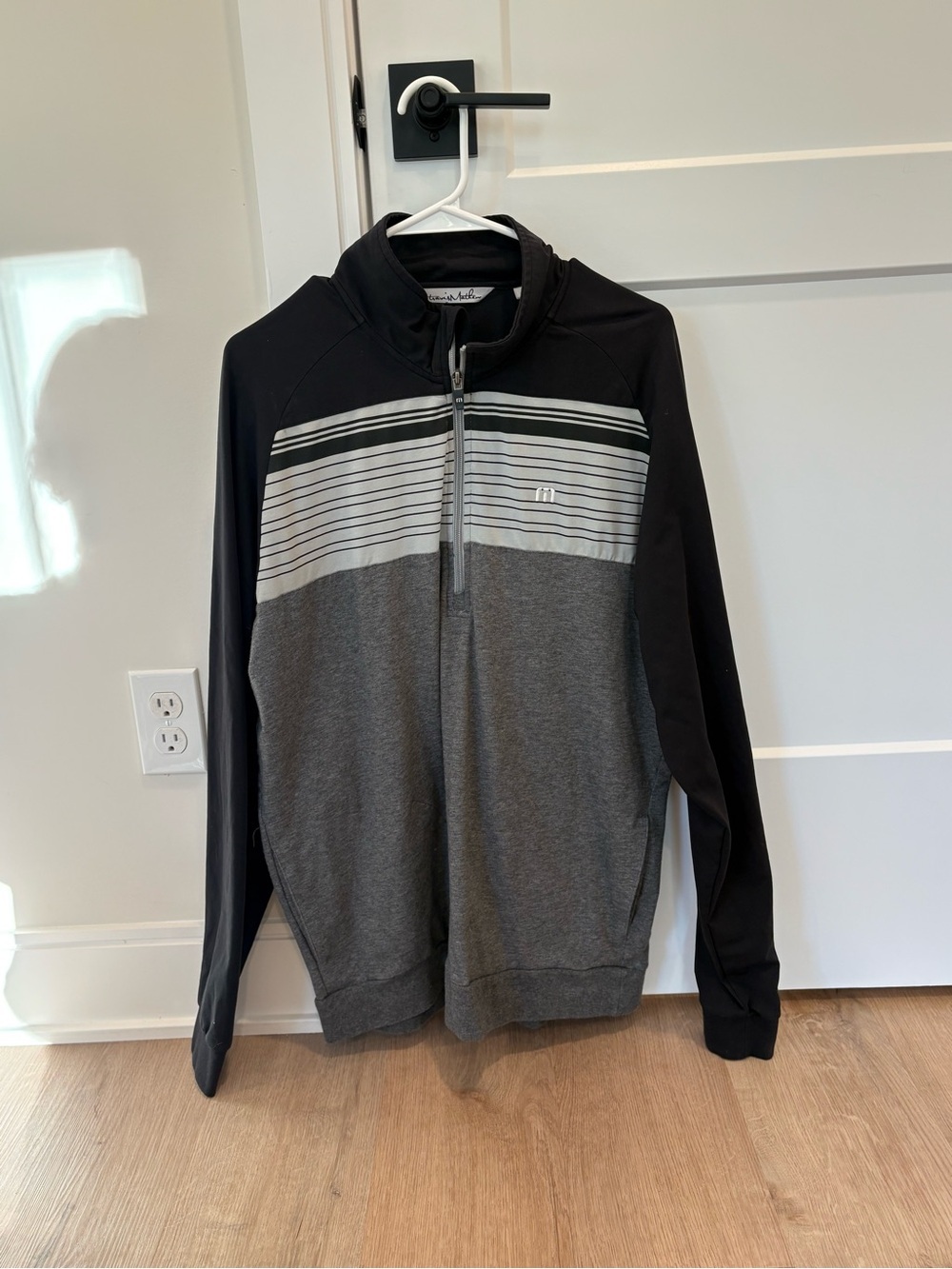 Travis Mathew Men's Quarter-Zip Pullover - Black & Gray